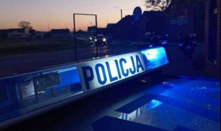 3-miesięczne niemowlę w wózku, matka ledwo stała na nogach! 2,9 promila i interwencja policji pod monopolowym w środku nocy!