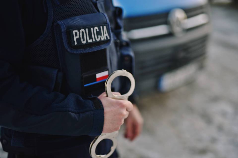 Oszust Brzezin poszukiwany listem gończym zatrzymany przez policję